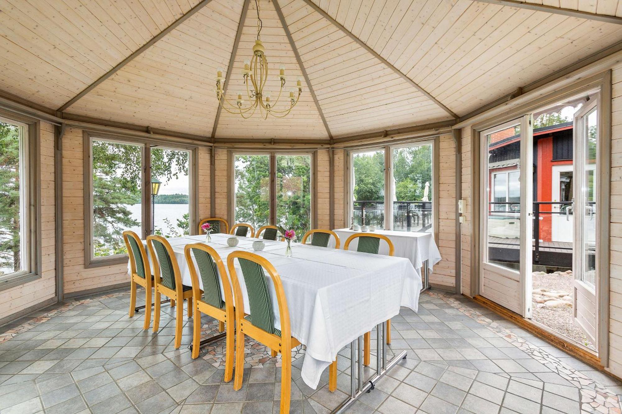 Hotel Ullinge Экшё Экстерьер фото